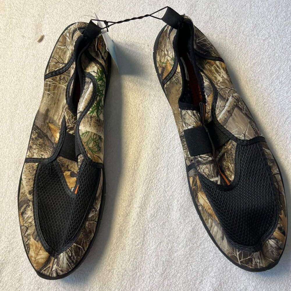 Men’s Realtree Edge Camouflage Water Shoes Size 12D – Brand New